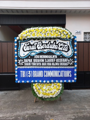 Papan Bunga Duka di Astanajapura